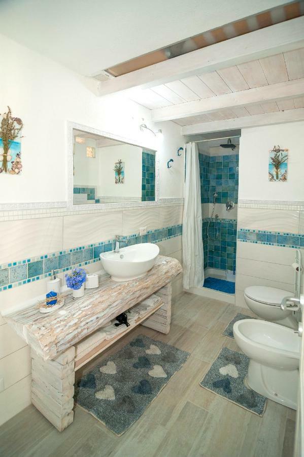 Sant'Anna Charming Apartments Budoni Buitenkant foto